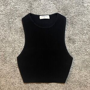 Babaton Black Ribbed Crewneck Crop Tank
